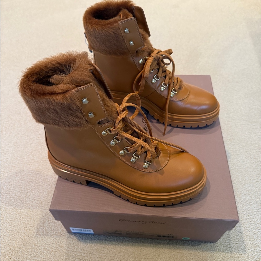 Gianvito Rossi Brown Ankle Boots with Fur Trim